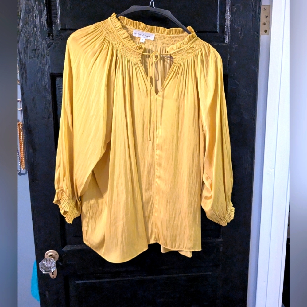 Chelsea And Theodore Women's Blouse